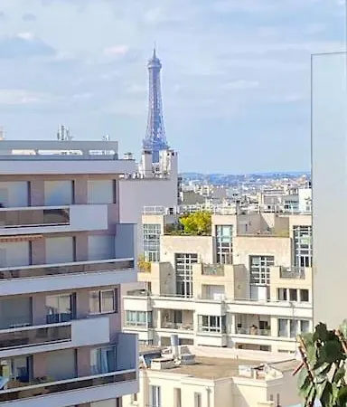 Appartamento Loft With Romantic View Over The Eiffel Tower