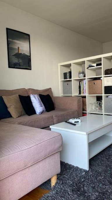 Loft With Romantic View Over The Eiffel Tower Apartment *